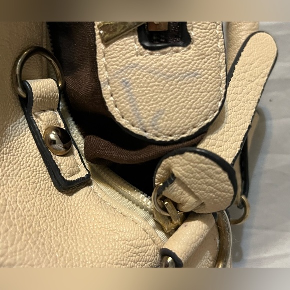 Kim Kardashian Kardashian Kollection Bag Off White Studded Bottom - Picture 5 of 8